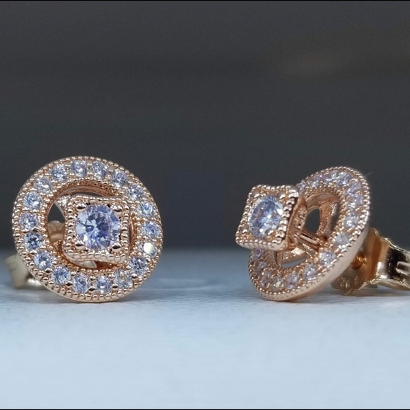 ⚡️Sale⚡️ Vintage Circle Stud Earring - Picture 2 of 8